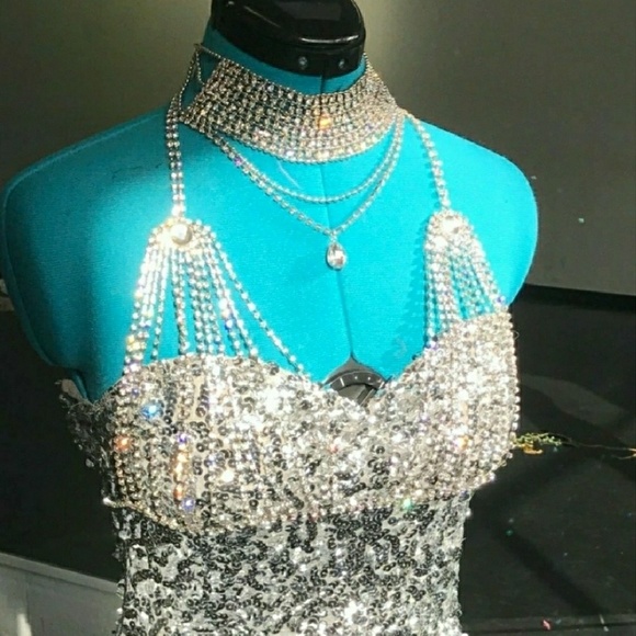 🔥HOT SET🔥   💕FABULOUS Fashion Chain Bra Set - Picture 3 of 5